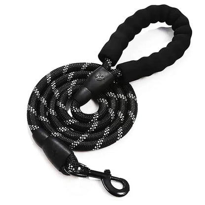 Strong Reflective Dog Leash – Durable Nylon Lead for Big & Small Dogs